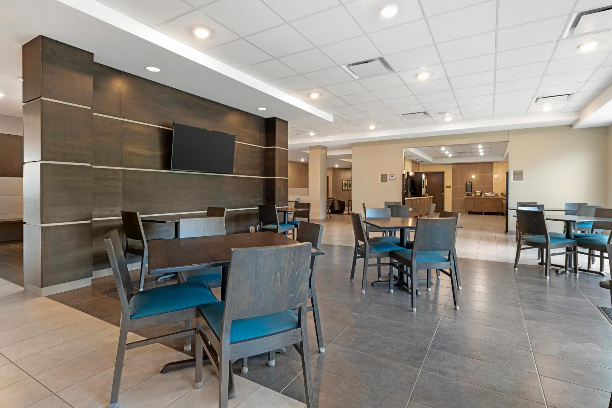 Best Western Plus Grand Rapids Mn Exterior photo