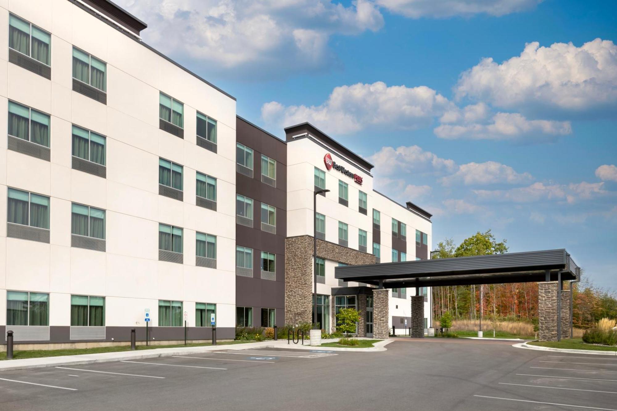 Best Western Plus Grand Rapids Mn Exterior photo